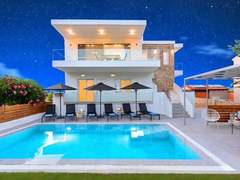 Ferienhaus - Ferienhaus Luminosa Luxus-Villa