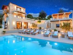 Ferienhaus - Ferienhaus Soluna Villa Privater Pool