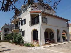 Ferienwohnung - Ferienwohnung Attraktiver Standort