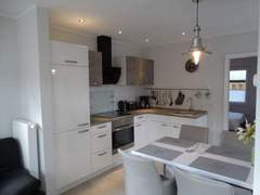 Ferienhaus - Ferienhaus Schmuckes neuwertiges Ferienhaus  auf einer kleinen Ferieninsel