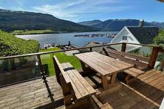 Ferienwohnung - Ferienunterkunft in Eidsvåg (4 Personen)