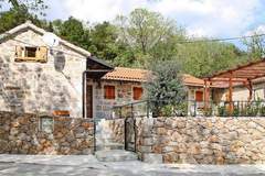 Ferienhaus - holiday home Jucinovi Dvori Starigrad PaklenicaVilla ca 150 qm für 12 Personen - Ferienunterkunft in Starigrad-Paklenica (12 Personen)