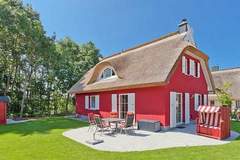 Ferienhaus - Ferienunterkunft in Glowe (5 Personen)