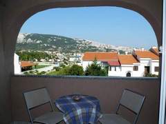 Ferienwohnung - Ferienwohnung in Baška mit Eigenem Balkon und Meerblick