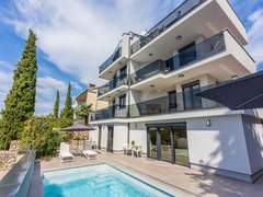 Ferienwohnung - Ferienwohnung Holiday Oasis 5 / HR-10679-05