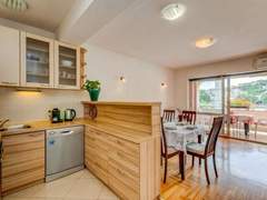 Ferienwohnung - Ferienwohnung LAURA 1 / HR-05492-01