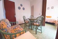 Ferienwohnung - Lladó 2 - Ferienunterkunft in Calella de Palafrugell (3 Personen)