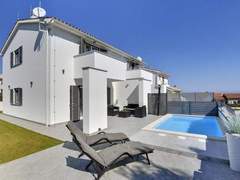 Ferienhaus - Ferienhaus Villa Residence Oli B