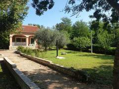 Ferienhaus - Ferienhaus Am Fluss gelegenes Haus mit Galerieschlafplätzen