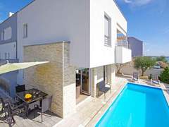 Ferienwohnung - Ferienwohnung Apartment 4 Laura