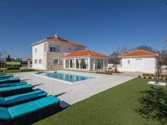 Ferienhaus - Ferienhaus Charmante Villa Darina für 11 Personen