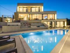 Ferienhaus - Ferienhaus Mar Escape Villa mit Pool und Meerblick Kroatien