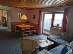 Ferienwohnung - Ferienwohnung mit komplett eingerichteter Küchenzeile im Wohnraum