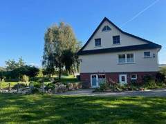 Ferienwohnung - Ferienwohnung Rügenferienhaus Souterrain