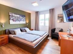 Ferienwohnung - Ferienwohnung Suot Staz 10