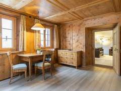 Ferienwohnung - Ferienwohnung Chesa Michel Bernina