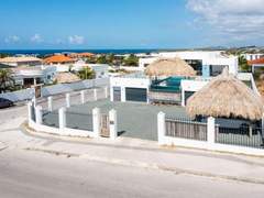 Ferienhaus - Ferienhaus Penthouse mit Meerblick und Infinity-Pool Jan Thiel Curacao