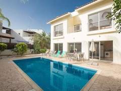 Ferienhaus - Ferienhaus Sonnige Ferienvilla Nr. 5