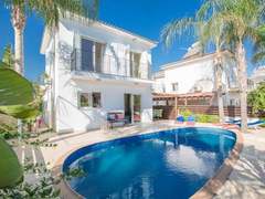 Ferienhaus - Ferienhaus Charmante 3-Schlafzimmer-Villa DI12 mit privatem Pool