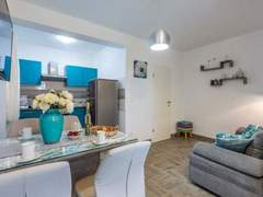 Ferienwohnung - Ferienwohnung Schöne Wohnung Funtana Nr.3