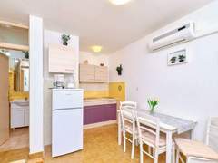 Ferienwohnung - Ferienwohnung Wohnung in Mali Losinj mit privatem Parkplatz