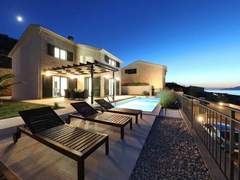 Ferienhaus - Ferienhaus Mediterrane Villa, Pool, Panoramablick aufs Meer