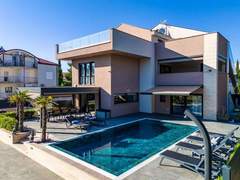 Ferienwohnung - Ferienwohnung Apartment Royal 3