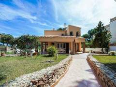 Ferienhaus - Ferienhaus mit Privatpool für 5 Personen  + 1 Kind ca. 210 m&sup2; in Cala Pi, Balearen (M