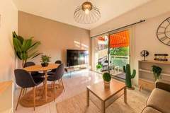 Ferienwohnung - 06k2 - Joli Studio Climatis&eacute; - Terrasse Vue Mer - Ferienunterkunft in Antibes (2 Personen)