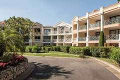 Ferienwohnung - Résidence Bnb Renting Beau  2 Pi&egrave;ces Dans Un Immeuble Neuf Avec Piscine Avec Parking - Ferienunterkunft in Cannes (4 Personen)