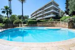 Ferienwohnung - Résidence Appartement D&rsquo;exception Cannes Centre Vue Mer Piscine ❤live Inparc Bruyere❤ - Ferienunterkunft in Cannes (4 Personen)
