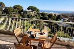 Ferienwohnung - Résidence Le Valen&ccedil;ay : Magnifique 3 Pi&egrave;ces Avec Vue Mer D&eacute;gag&eacute;e - Ferienunterkunft in Antibes (4 Personen)