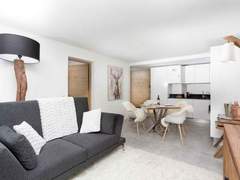 Ferienwohnung - Ferienwohnung La Cordee 412 mit Balkon