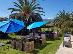 Ferienwohnung - Ferienwohnung Palma Wohnung mit beheiztem Pool und privatem Garten, 1 Minute vom Meer entfern