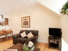 Ferienwohnung - Ferienwohnung Edinburgh Kirche Wohnung