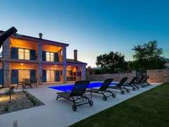 Ferienhaus - Ferienhaus Stone Villa Banovi with heated pool