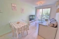 Ferienwohnung - Résidence Golfe Bleu - Ferienunterkunft in Sainte-Maxime (3 Personen)