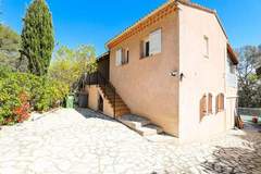 Ferienwohnung - Villa 7 Pers &agrave; 10 Min Des Plages - Centre De Fr&eacute;jus - Ferienunterkunft in Fréjus (7 Personen)