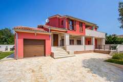 Ferienwohnung - Casa Racchi / Veliki - Ferienunterkunft in Pula (5 Personen)