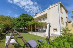 Ferienhaus - Ferienunterkunft in Kastel Stafilic (14 Personen)