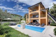 Ferienhaus, Exklusive Unterkunft - Villa Ari - Ferienunterkunft in Rakalj (10 Personen)