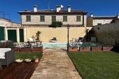 Ferienwohnung - Monsignore - Ferienunterkunft in Pesaro (4 Personen)