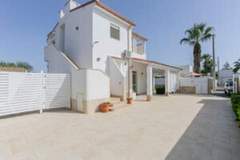 Ferienwohnung - Appartamento 2 Villa Cavarra - Ferienunterkunft in Reitani (5 Personen)