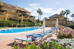 Ferienwohnung - Superb Front Line Location, Sea View- Heated Pool - Ferienunterkunft in Marbella (6 Personen)