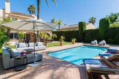 Ferienhaus, Exklusive Unterkunft - Charming Andalusian-Style Beach Villa - Ferienunterkunft in Marbella (9 Personen)