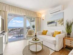 Ferienwohnung - Ferienwohnung WELCS ESTUDIO 057 EMP Frente al Mar