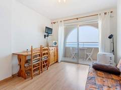 Ferienwohnung - Ferienwohnung WELCS ESTUDIO 082 EMP  Frente del Mar