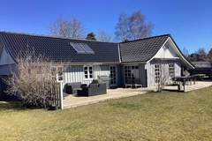 Ferienhaus - Ferienunterkunft in Væggerløse (7 Personen)
