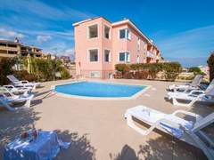 Ferienwohnung - Ferienwohnung Apartment Lotus Pool Apartmani