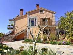 Ferienwohnung - Ferienwohnung Apartment mit zwei Schlafzimmern in Strandnähe